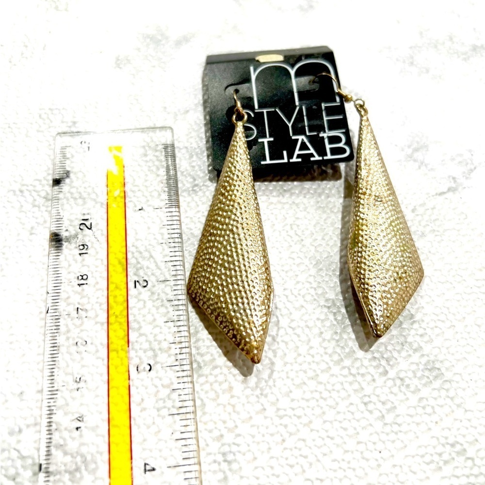 💎 💫 🍃Large Fashion silver earrings -NWT 🌟🍃 - Picture 3 of 5